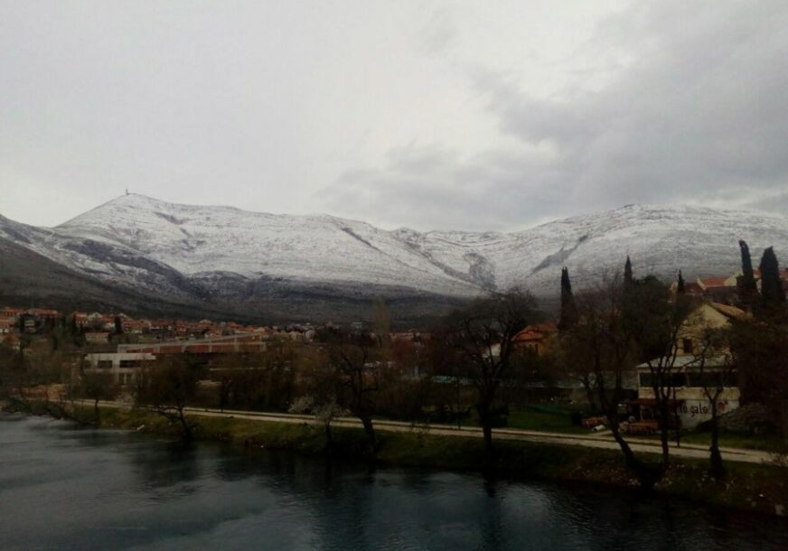 ZABIJELIO LEOTAR Snijeg na jugu Hercegovine