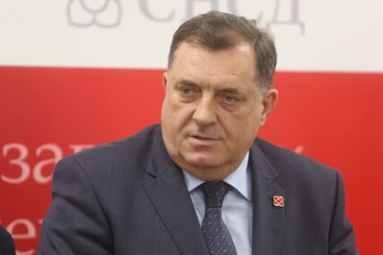 Dodik: Srpska neće u NATO, uzalud pritisci