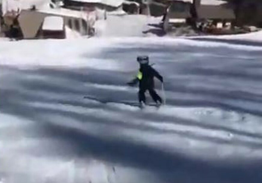 ČUDO OD DJETETA Tadija (4) oduševio i najvještije skijaše na Jahorini (VIDEO)