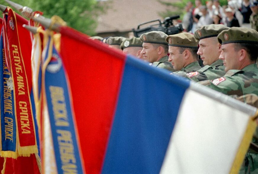 ANKETA Građani bi ponovo u Vojsku Srpske