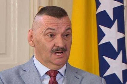 „SPORAN DEVETI JANUAR“ Predsjednik Ustavnog suda BiH ističe da vlasti RS moraju izmijeniti Zakon o Danu RS