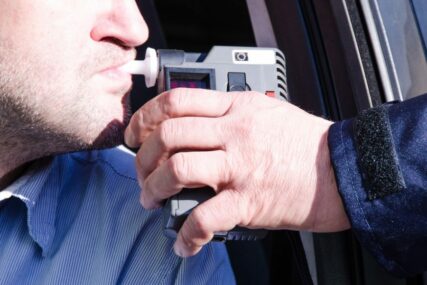 ALARMANTNI REZULTATI KONTROLA Više od 100 vozača završilo iza rešetaka zbog ALKOHOLA