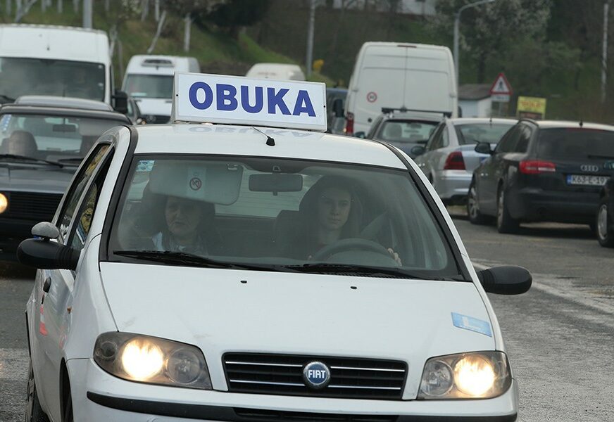 Auto- škole u Srpskoj pod LUPOM POLICIJE: Tehnički neispravna vozila i nemarni instruktori!