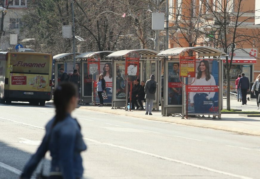 “PAMETNA STAJALIŠTA” Info displeji u centru Banjaluke najavljivaće dolazak autobusa