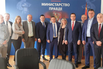 Delegacije ministarstava pravde RS i FBiH u posjeti Srbiji