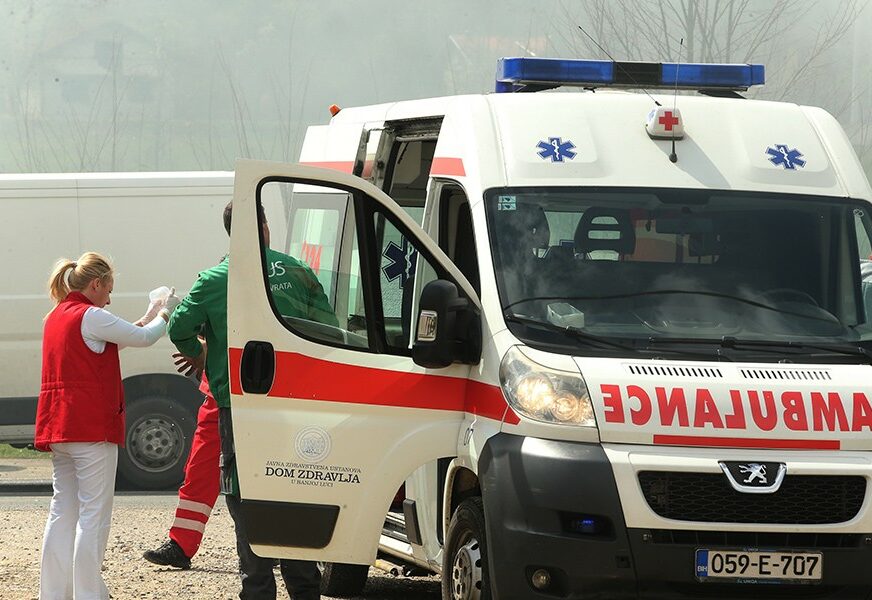 NESREĆA KOD KOZARSKE DUBICE Teško povrijeđene dvije osobe iz Banjaluke