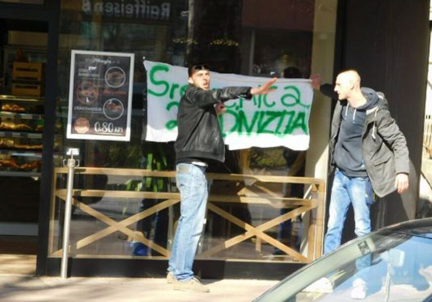 NASTAVLJA SE HAJKA Grupa mladića upala u „Manju“ u Sarajevu, vrijeđali radnike i okačili OVAJ TRANSPARENT (FOTO)