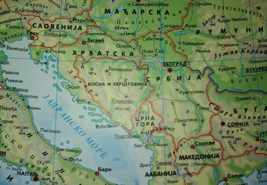 OD AVNOJA OSTALE SAMO GRANICE Istine i zablude o Titovoj Jugoslaviji