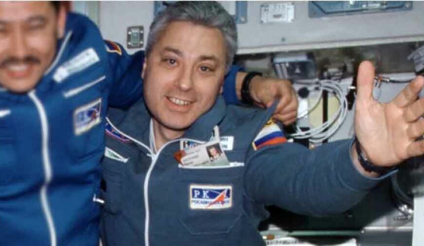 U SVEMIRU PROVEO 20 DANA Astronaut koji je odbio raditi za Putina tvrdi da Zemlja ima oblik KOFERA
