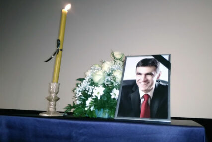 U Foči održana komemoracija povodom smrti Zdravka Krsmanovića