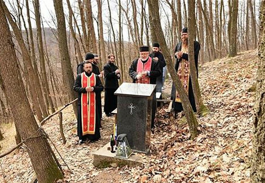 Održan PARASTOS ZA PILOTA Zorana Radosavljevića poginulog u NATO AGRESIJI
