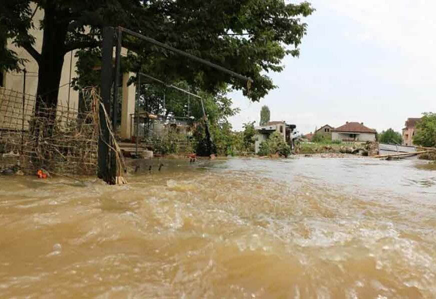 STRAVIČAN BILANS Poplave opustošile dijelove Južnoafričke Republike, više od 50 ljudi POGINULO