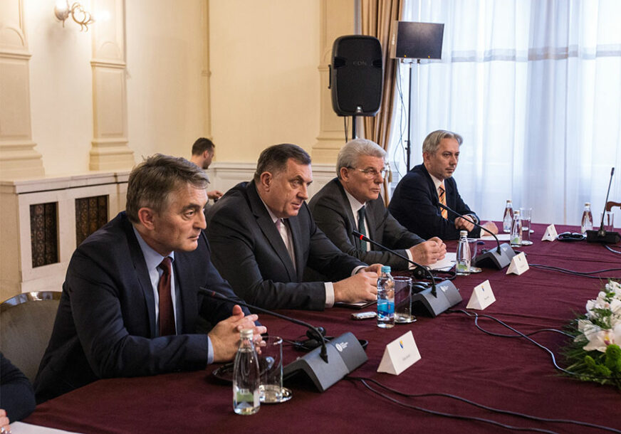 DOBILI POHVALE OD EU Predsjedništvo lider u ključnim segmentima na putu BiH ka EU