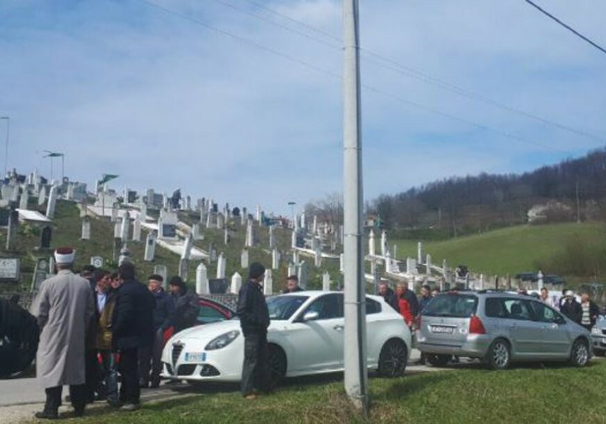 STRAVIČAN ZLOČIN POTRESAO REGIJU Sahranjeni penzioneri koje su ubili tinejdžeri kod Velike Kladuše