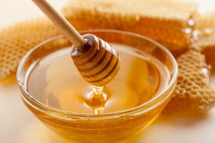 Narodni lijek: Mješavina meda i bibera jača imunitet