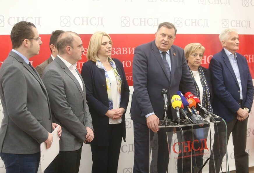 SNSD SLAVI 23. ROĐENDAN Dodik: Republika Srpska je epicentar našeg djelovanja