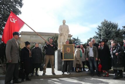 INCIDENT Rus gađao Staljinov spomenik u Moskvi