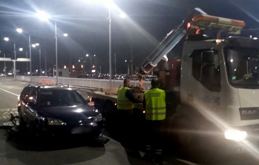 "Divljem" taksisti oduzet automobil, a onda je otkrivena DUPLA PREVARA