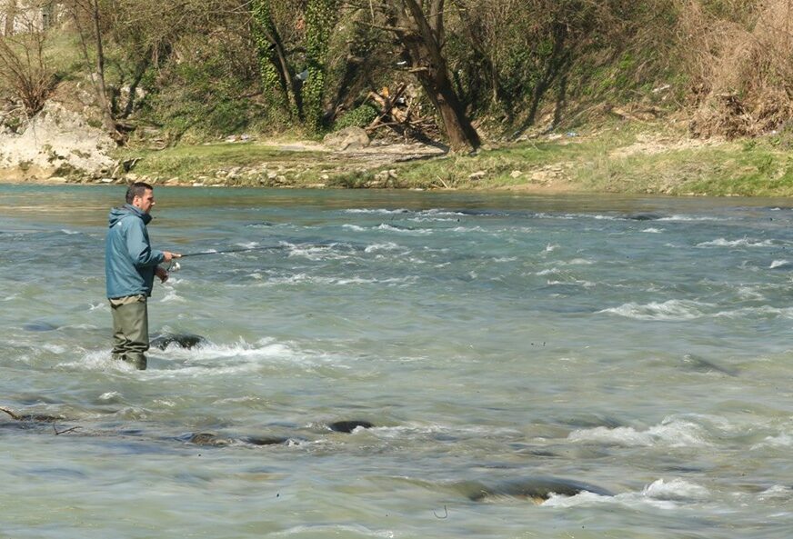 MISTERIJA DUGA 47 GODINA "Dama rijeke Nejšn" identifikovana 5 decenija nakon što je pronađena u rijeci (VIDEO)