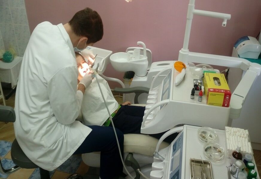GDJE OTIĆI KOD ZUBARA Pogledajte raspored rada stomatoloških ambulanti u Banjaluci