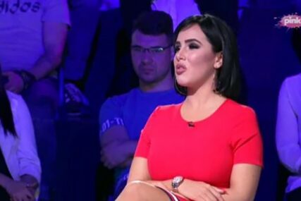 Sva u mišićima: Ugojila se naglo 20 kilograma, a onda napravila transformaciju od koje muškarcima padaju vilice