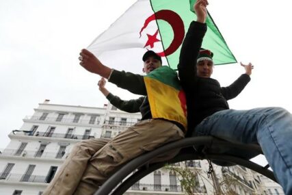 STRASTI SE NE SMIRUJU Predsjednički izbori u Alžiru 4. jula