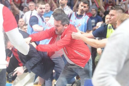 SIJEVALE PESNICE Tuča pred početak DERBIJA SEZONE, glumac Milan Kalinić se sukobio sa navijačem (FOTO)