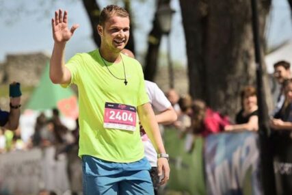 Sve spremno za sutra: Stanivuković učestvuje na polumaratonu, trci od 21 kilometar