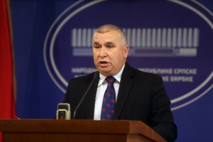 Vasić: Prijetnje upućene Dodiku su zabrinjavajuće