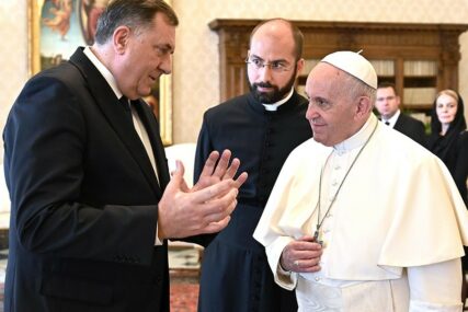 "REPUBLIKA SRPSKA BILA NEZAOBILAZNA TEMA" Dodik i papa Franjo razgovarali o saradnjih svih vjerskih zajednica