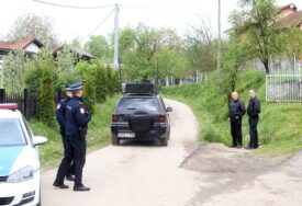 "Ležao je dijelom na putu, dijelom u kanalu" Detalji sa suđenja za ubistvo Slaviše Krunića, POLICAJAC STAJAO PORED UBICE