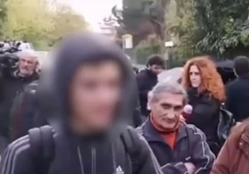 NOVI HEROJ LJEVICE Tinejdžer se suprotstavio neonacistima u Rimu, osvojio pohvale širom Italije (VIDEO)