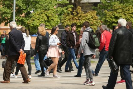 PORAŽAVAJUĆE Polovina nezaposlenih u Srpskoj u PUNOJ RADNOJ SNAZI