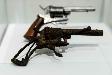 NEVJEROVATNO Pištolj kojim se ubio Van Gog prodat za 130.000 evra