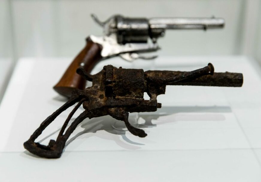 Revolver kojim se ubio Van Gog uskoro na aukciji