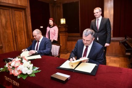BRATSKI GRAD Banjaluka potpisala sporazum o bratimljenju sa Kumanovom