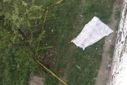 ISPRED ZGRADE U Sarajevu pronađeno tijelo žene, sumnja se na samoubistvo