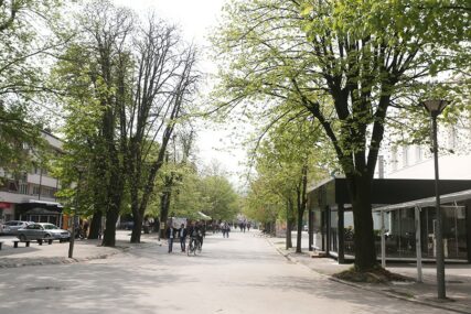 PRODAJA KOKICA, SUVENIRA, KNJIGA Grad dodjeljuje lokacije za štandove na centralnom šetalištu