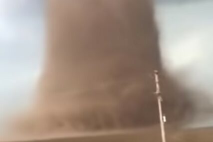 SILA PRIRODE! Stravičan tornado SRAVNIO SA ZEMLJOM cijeli hotel, ima MRTVIH (VIDEO)