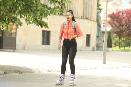 (FOTO) "Štrikliraš", piješ "kapučino" i voziš "rolšue": Ovih 27 riječi većina POGREŠNO IZGOVARA, a vi?