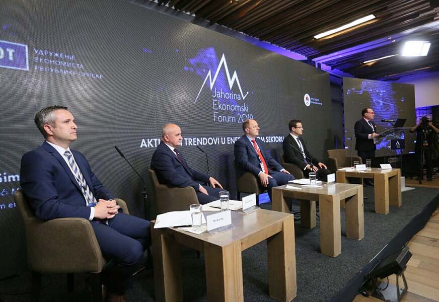 “PRIORITET IZGRADNJA ENERGETSKIH OBJEKATA" Ministar Petar Đokić na "Jahorina ekonomskom forumu 2019"