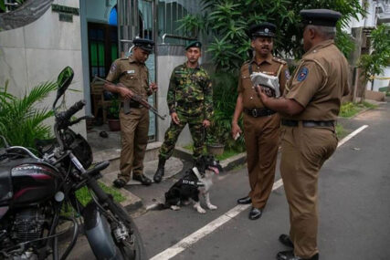 BOMBA AKTIVIRANA TOKOM HAPŠENJA Dvije osobe preživjele eksploziju u Šri Lanki