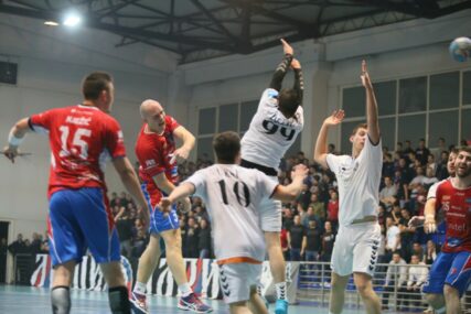 BANJALUČANIMA DOVOLJAN I REMI Rukometaši Borca odbranili trofej Kupa BiH (FOTO)
