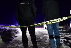 PUCNJAVA NA BJELAŠNICI Jedna osoba uhapšena, oštećeno vozilo