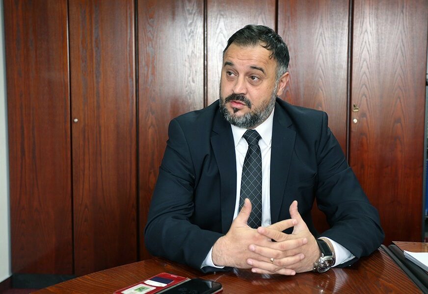 "LICEMJERNO" Žunić rekao da PDP predlaže prelazni Savjet ministara samo da bi ostao u vlasti
