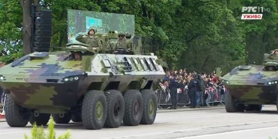 AP o vojnoj paradi u Nišu: Demonstracija sile usljed tenzija sa Prištinom