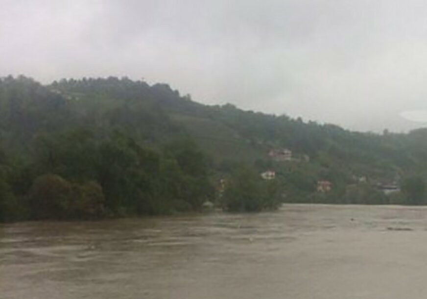 “SVE SLUŽBE SU NA TERENU” U Kozarskoj Dubici proglašene mjere redovne odbrane od poplava