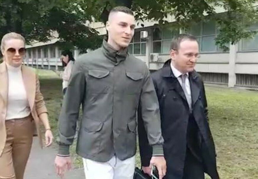 IZBJEGLA OKRŠAJ Gdje je Karleuša bila u trenutku kada je Vranješ došao na sud?