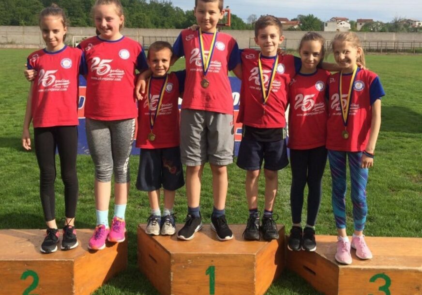 AK PRNJAVOR Najmlađi atletičari proteklog vikenda osvojili četiri medalje
