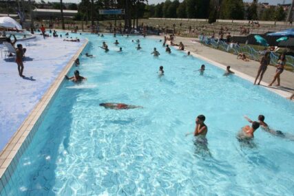 "AKVANA SPREMNA" Sezona kupanja na otvorenom bazenu počinje idućeg mjeseca